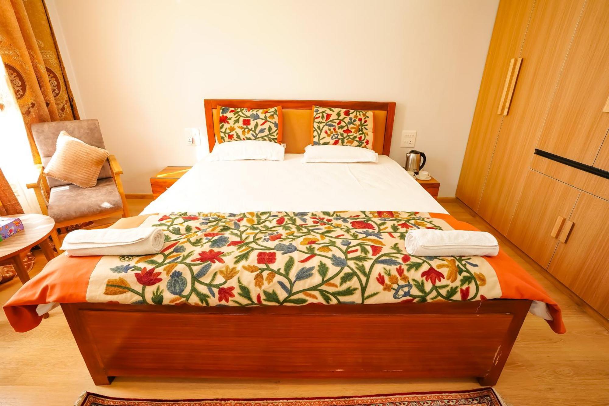 Zaabeel Villa Kashmir Σριναγκάρ Εξωτερικό φωτογραφία